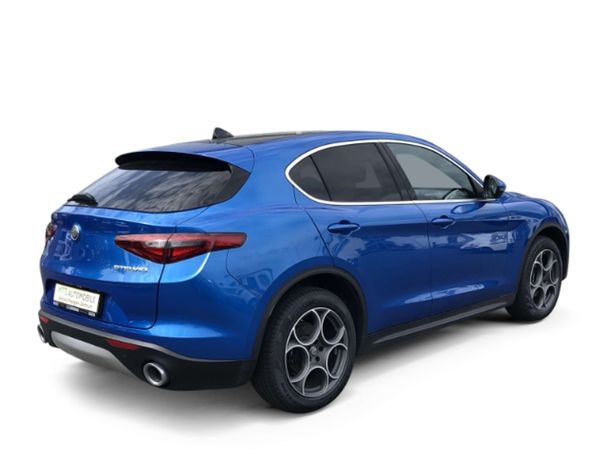 Alfa Romeo Stelvio 2.2 Q4 Super 132 kW image number 5