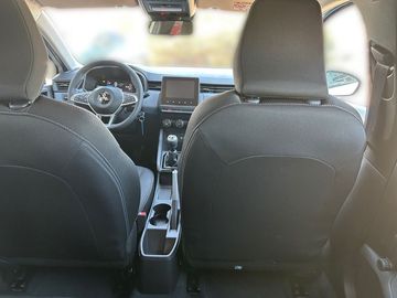 Car image 11