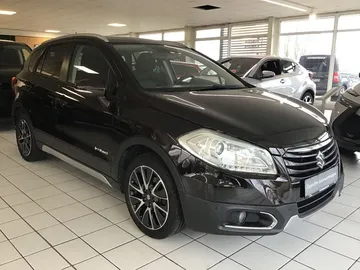 Car image 21