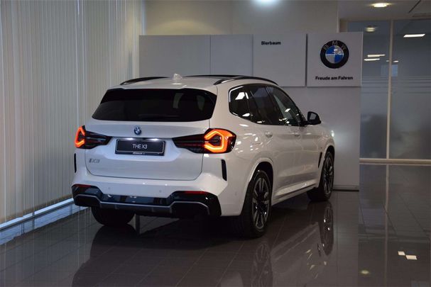 BMW iX3 M Sport 210 kW image number 4