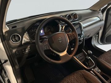 Car image 10