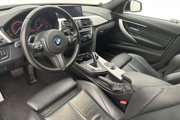 BMW 320i Touring 135 kW image number 12