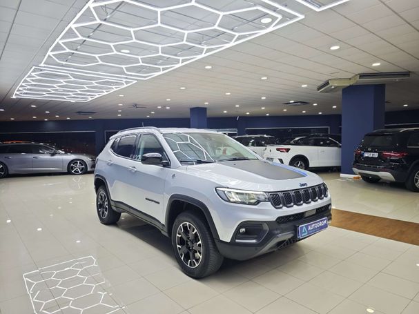 Jeep Compass 1.3 PHEV Limited 140 kW image number 3