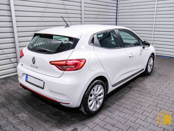 Renault Clio TCe Intens 74 kW image number 2