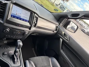 Car image 47