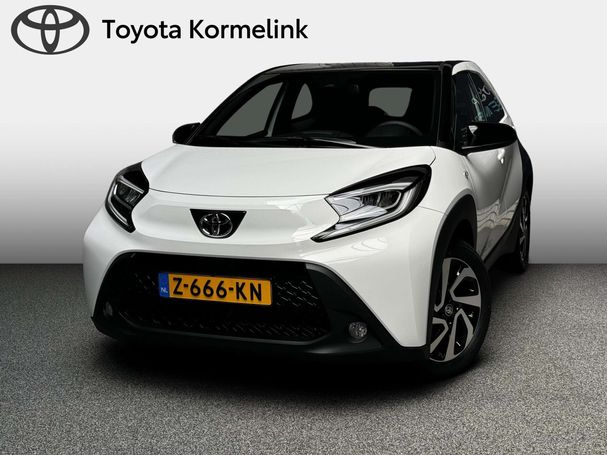 Toyota Aygo X 1.0 VVT-i 53 kW image number 2