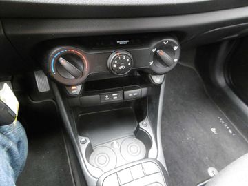 Car image 27