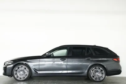 Car image 39