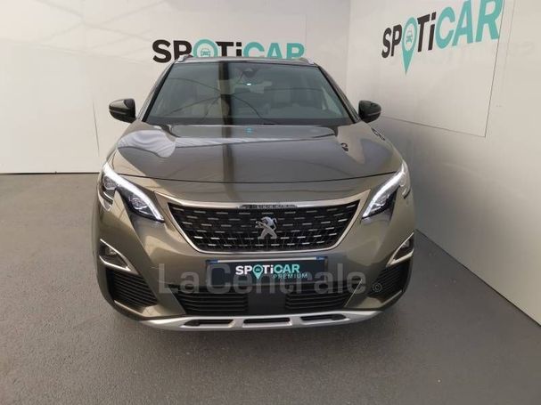 Peugeot 3008 Hybrid4 e-EAT8 221 kW image number 2