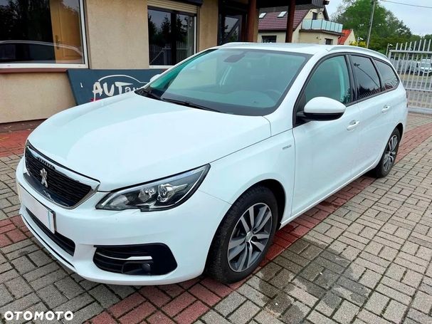 Peugeot 308 1.2 PureTech Active 81 kW image number 1