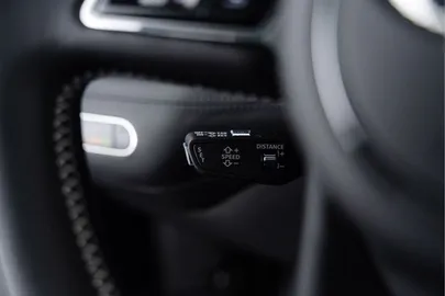 Car image 50