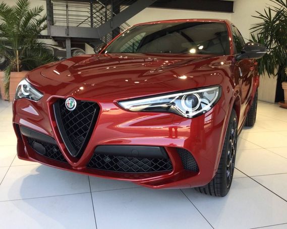 Alfa Romeo Stelvio V6 2.9 Quadrifoglio 375 kW image number 1