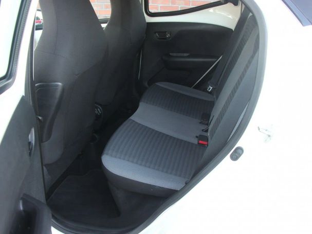 Toyota Aygo 53 kW image number 11