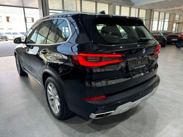 BMW X5 xDrive 210 kW image number 7