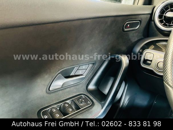 Mercedes-Benz A 160 80 kW image number 24