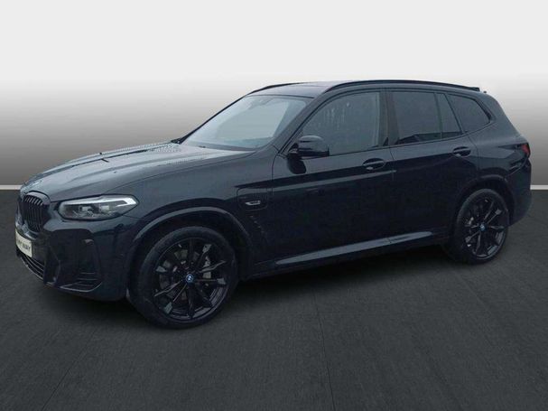 BMW X3 xDrive30e 215 kW image number 1