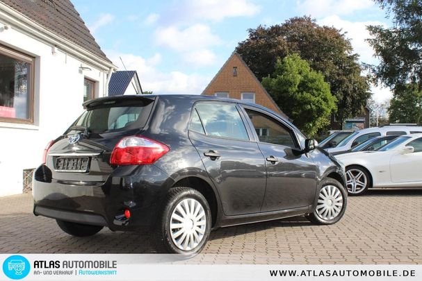 Toyota Auris 73 kW image number 16