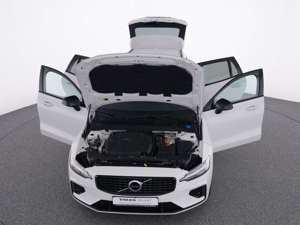 Volvo V60 T6 R Design AWD Recharge 251 kW image number 14