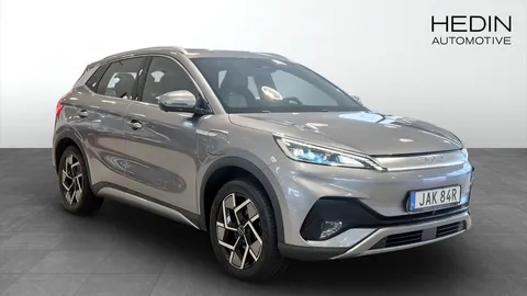 Car image 2