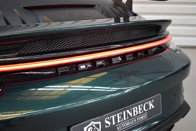 Car image 37