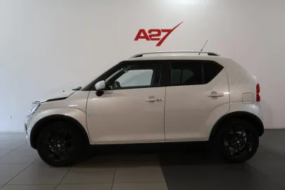 Car image 4