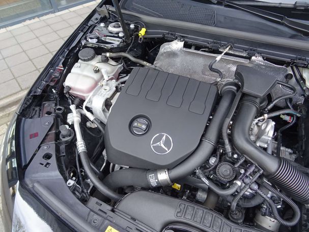 Mercedes-Benz A 180 100 kW image number 25