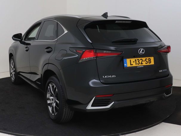 Lexus NX 300 h AWD 145 kW image number 17