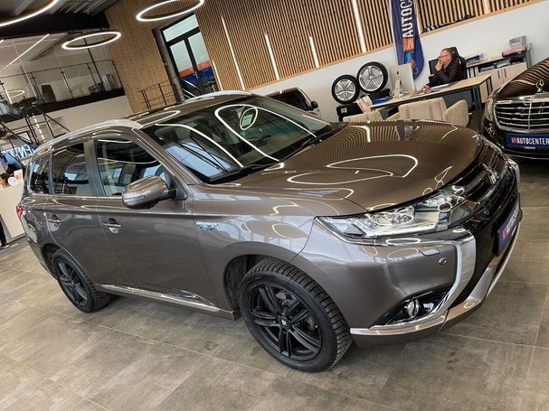 Mitsubishi Outlander Top 149 kW image number 32