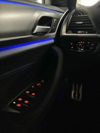 Car image 41