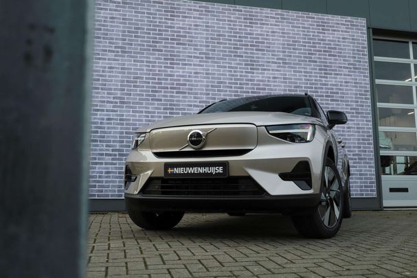 Volvo XC40 Single Motor Extended Range Core 185 kW image number 20