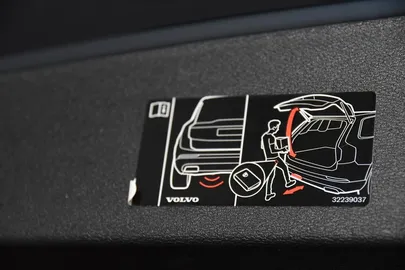 Car image 35