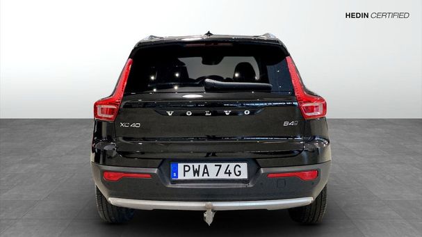 Volvo XC40 B4 R AWD 145 kW image number 5