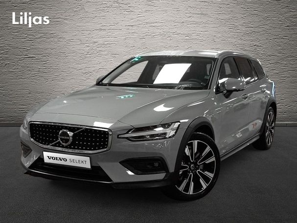 Volvo V60 Cross Country AWD B5 186 kW image number 1