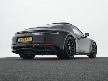 Car image 48