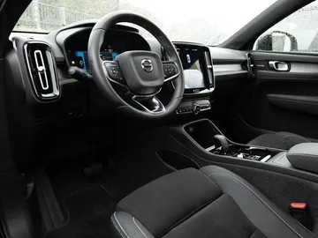 Car image 45