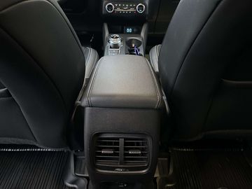 Car image 36