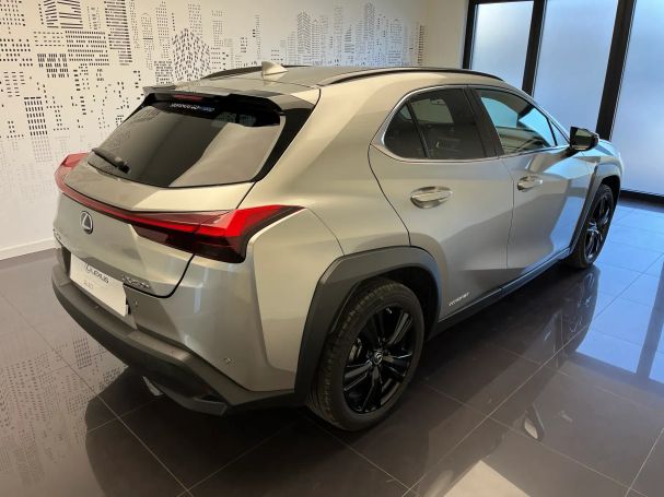 Lexus UX 250h 135 kW image number 2