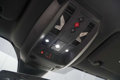 Car image 41