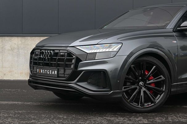 Audi Q8 55 TFSI quattro 250 kW image number 7