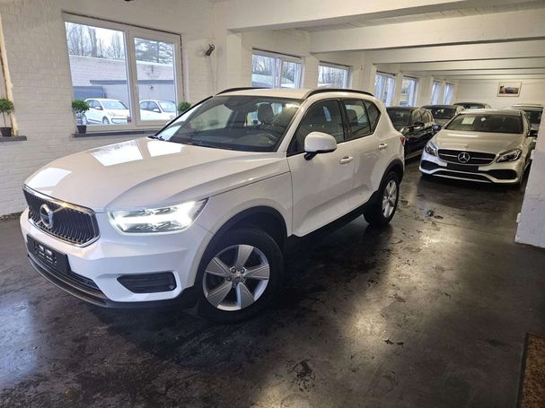 Volvo XC40 T3 Momentum 115 kW image number 1