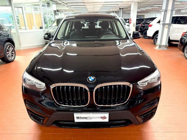 BMW X3 xDrive30e Advantage 215 kW image number 3