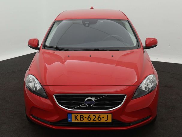 Volvo V40 T2 90 kW image number 9