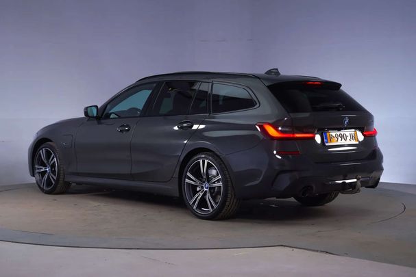 BMW 320 e Touring 150 kW image number 2