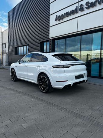 Porsche Cayenne Coupé Hybrid 340 kW image number 4