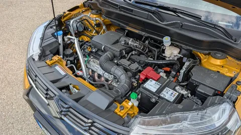 Car image 25