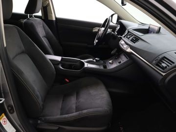 Car image 31