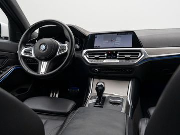 Car image 41