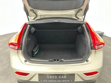 Car image 39