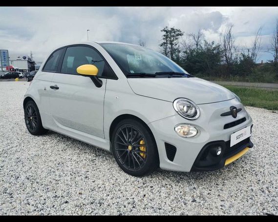 Abarth 695 132 kW image number 2