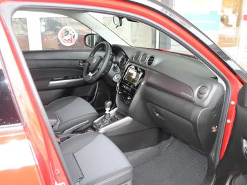 Car image 10